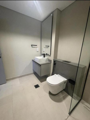 Brand New Designer 1-Bedroom Apartment With Free Parking